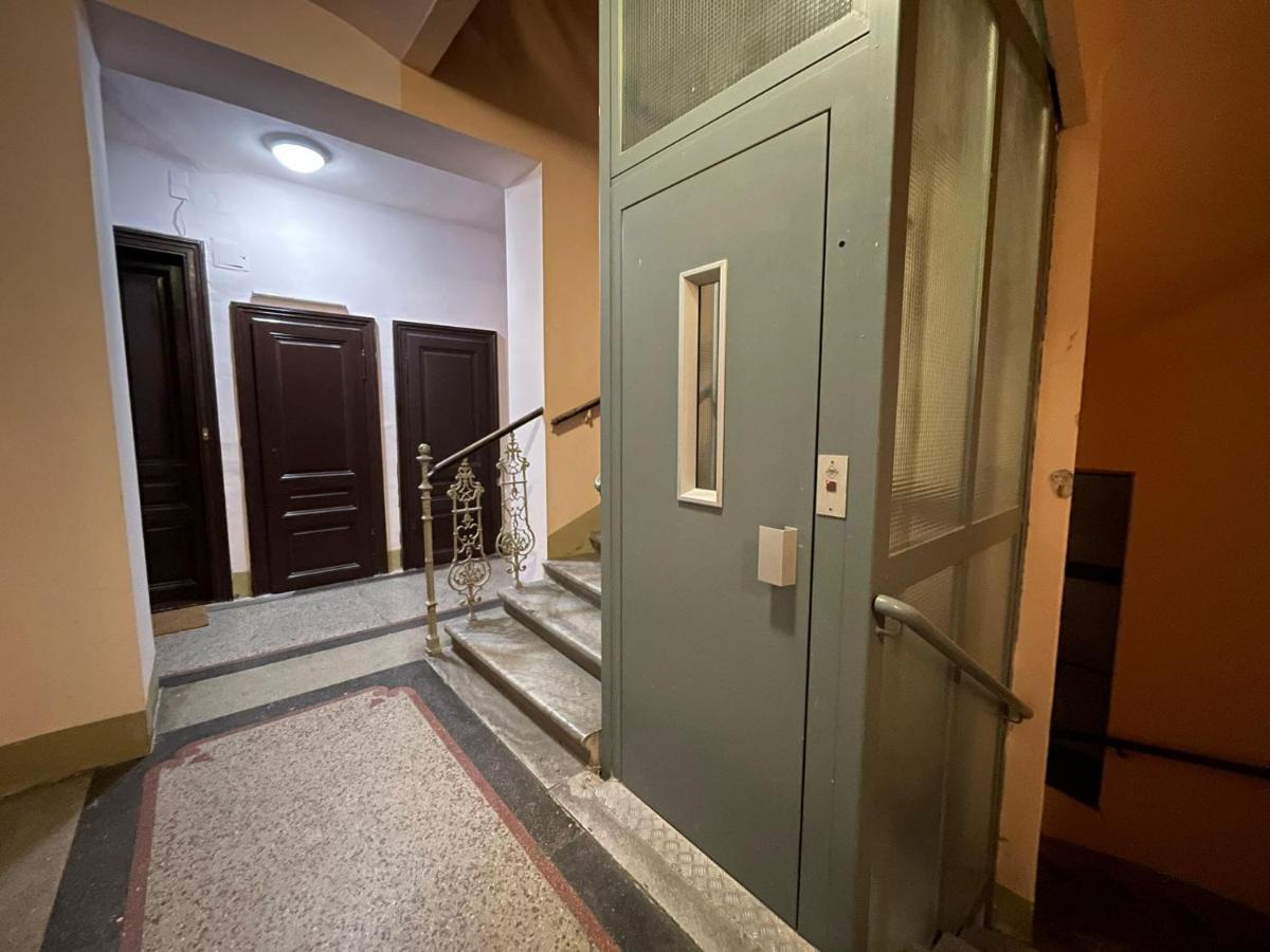 Herz Von Wien Mariahilfer Buitenkant foto