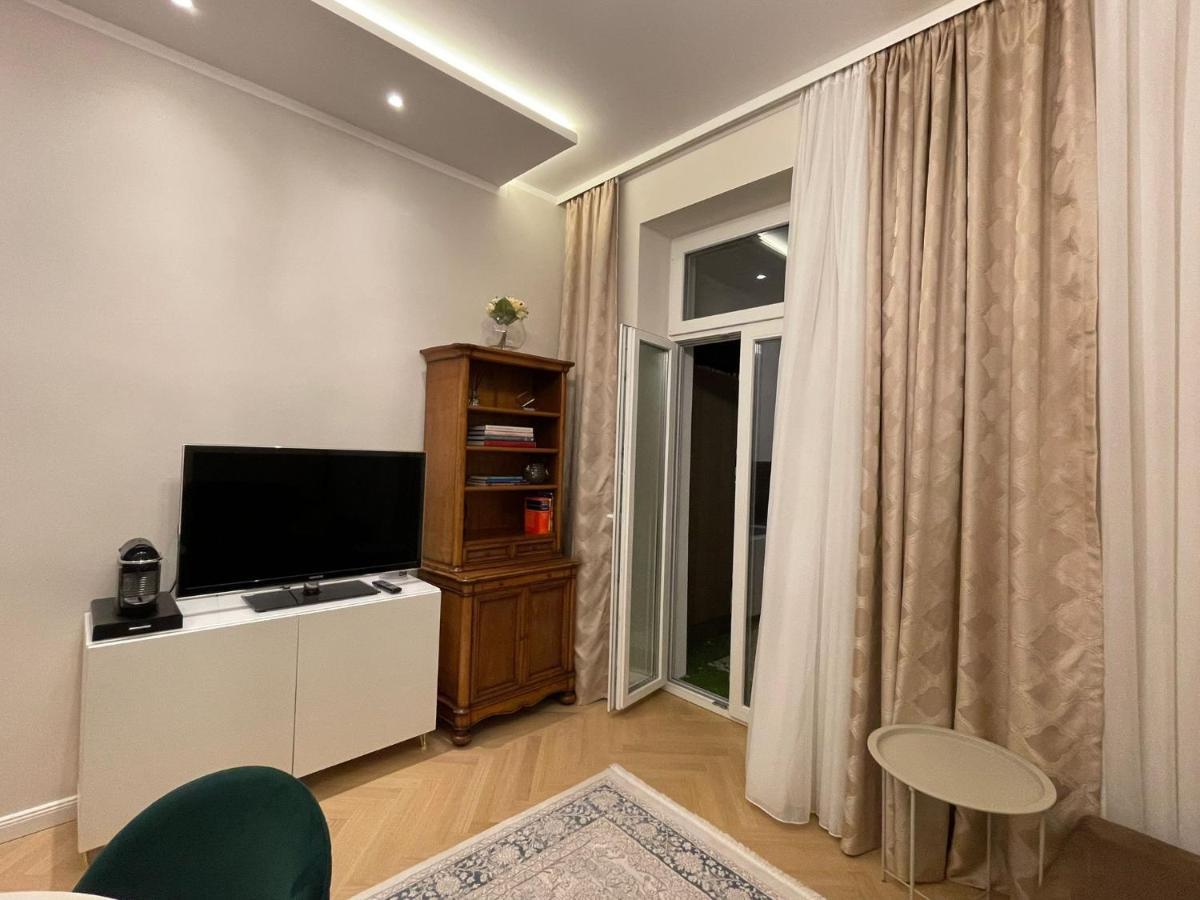 Herz Von Wien Mariahilfer Buitenkant foto